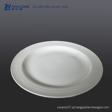 Grande tamanho Bone China Raw Material Placas de jantar ondulado branco, placas de cerâmica em massa